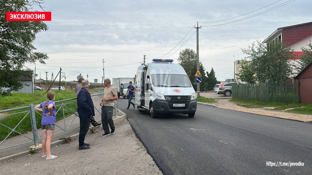 Велосипедист пострадал при столкновении с автомобилем в Великих Луках