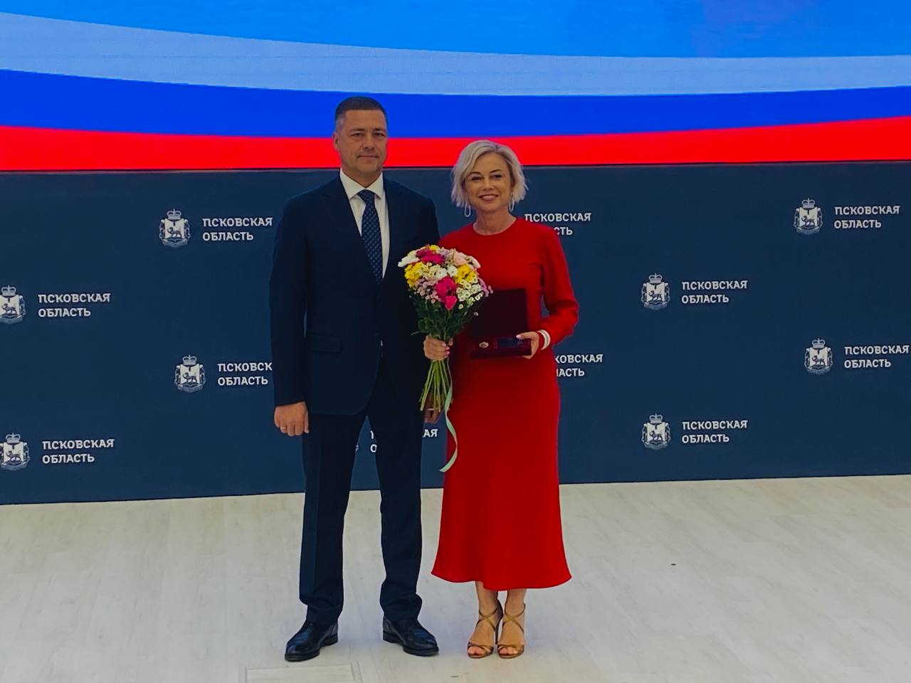 Губернатор наградил псковичей