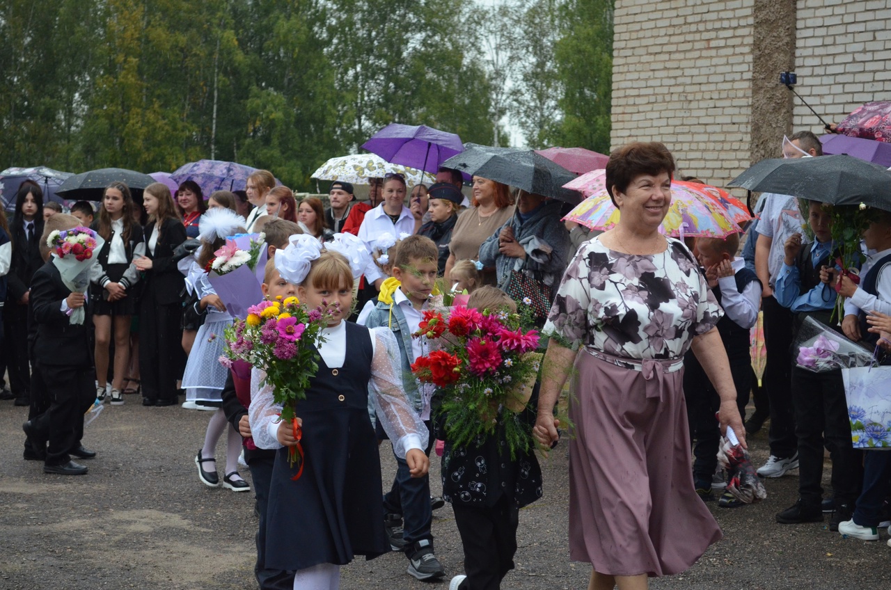 За парты школ Бежаницкого муниципального округа сели 784 учащихся