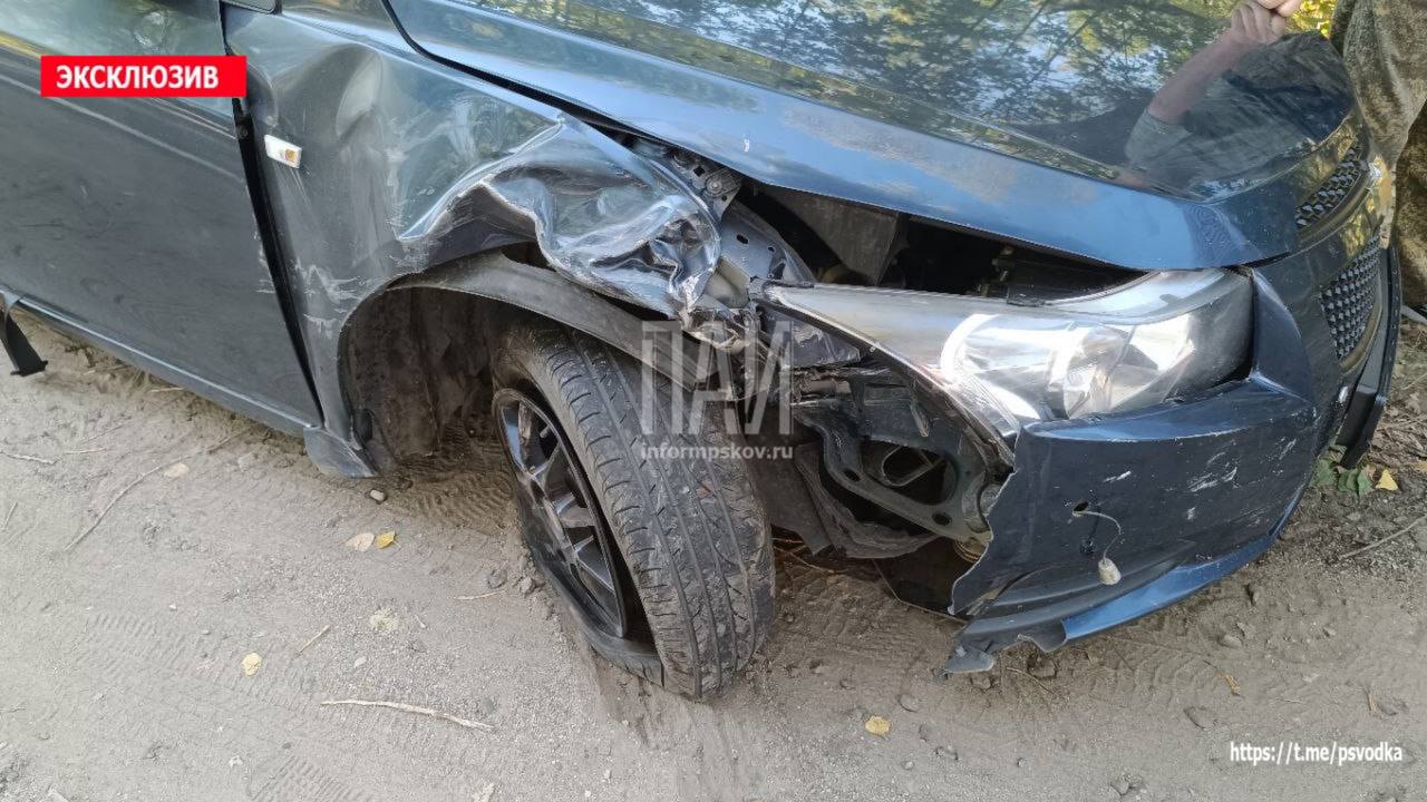 Три человека пострадали в ДТП на трассе в Великолукском районе