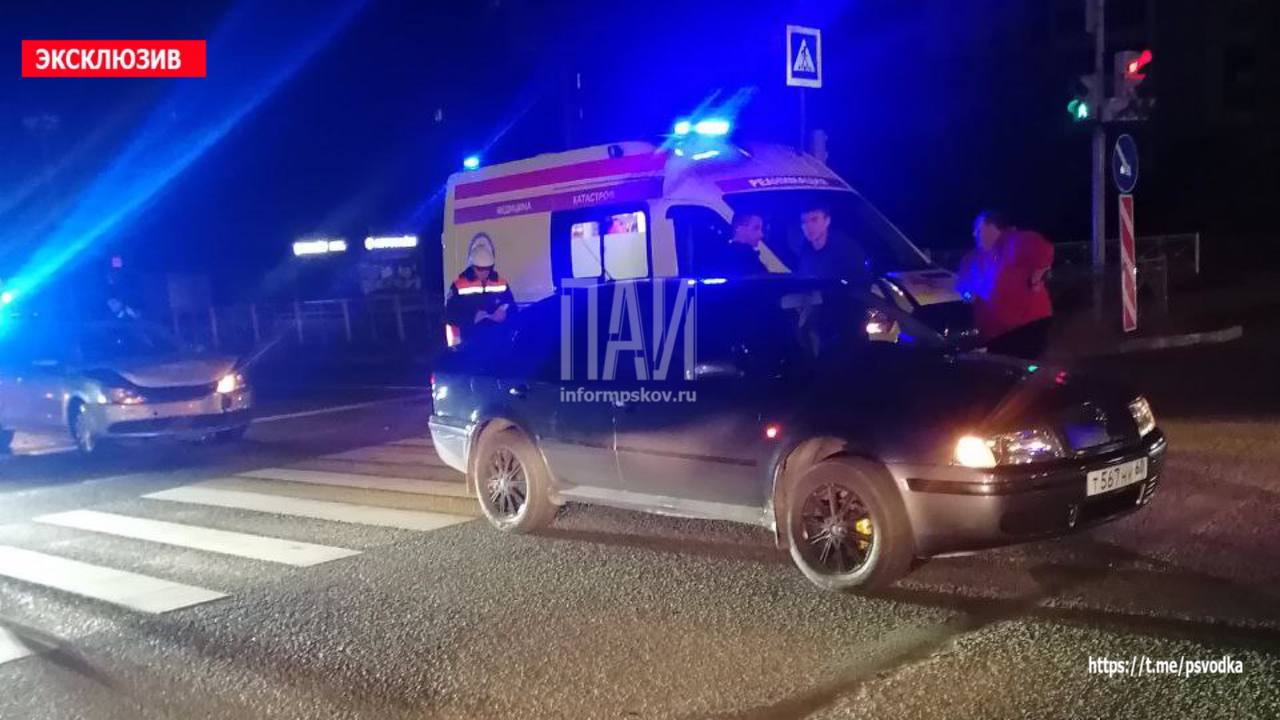Один человек пострадал в ночном ДТП в Пскове  