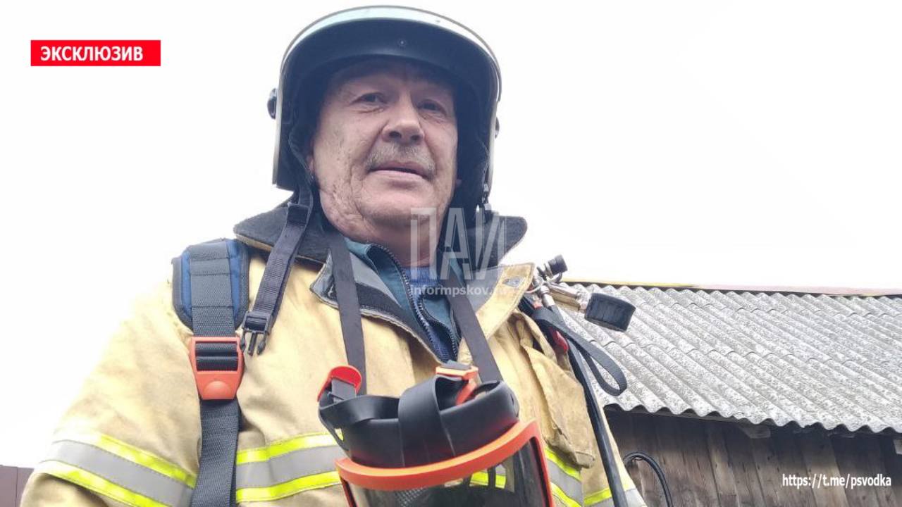 Жилой дом загорелся в Куньинском районе