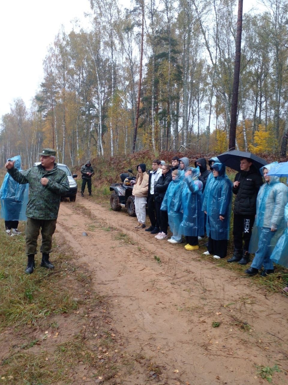 Экскурсию на пост госграницы «Бурачки» и в укрепрайон совершили себежские школьники