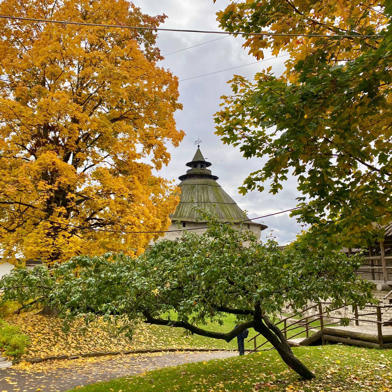 Осень в Пскове