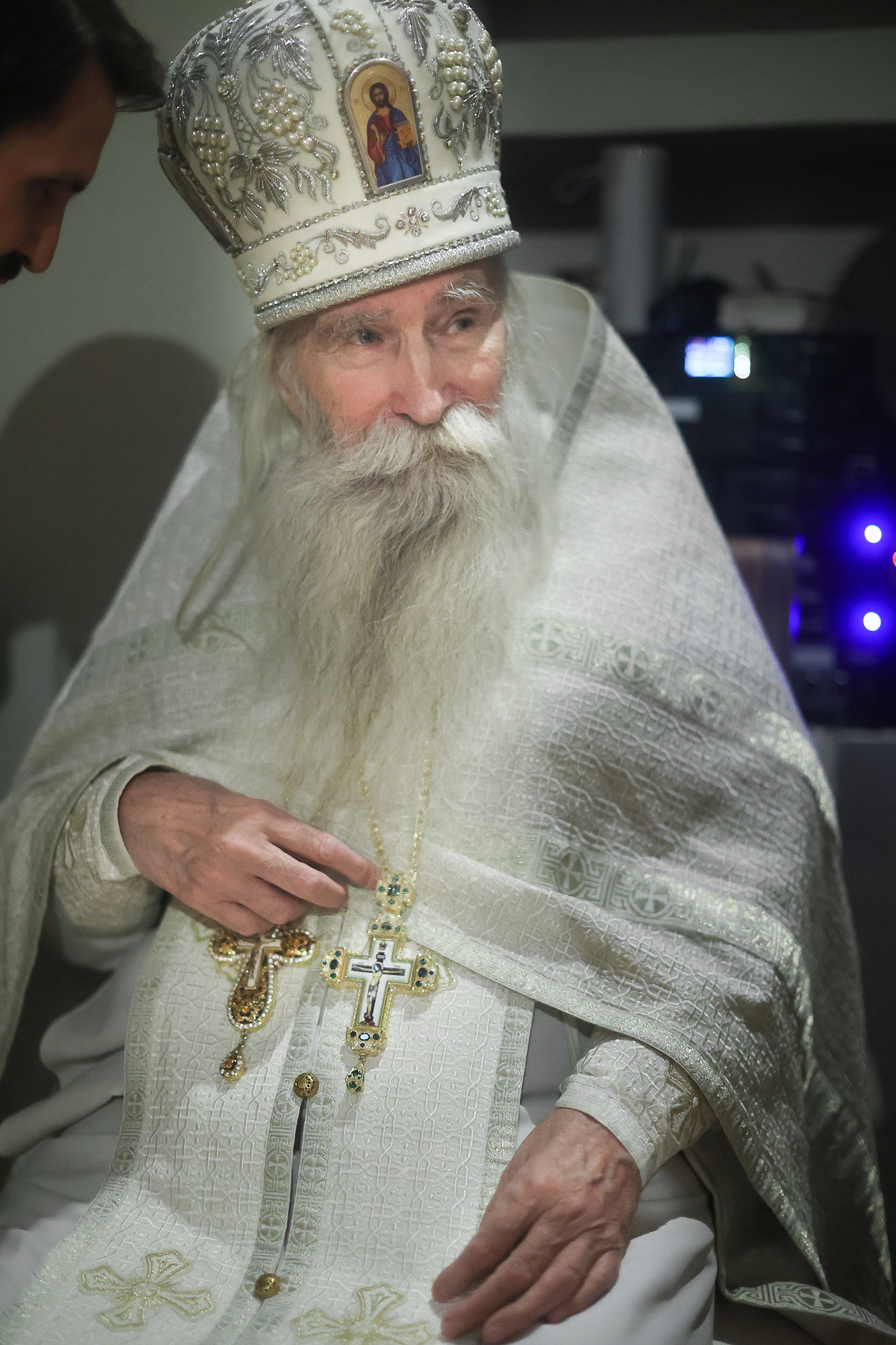 Протоиерей Олег Тэор из Пскова отмечает 80-летие