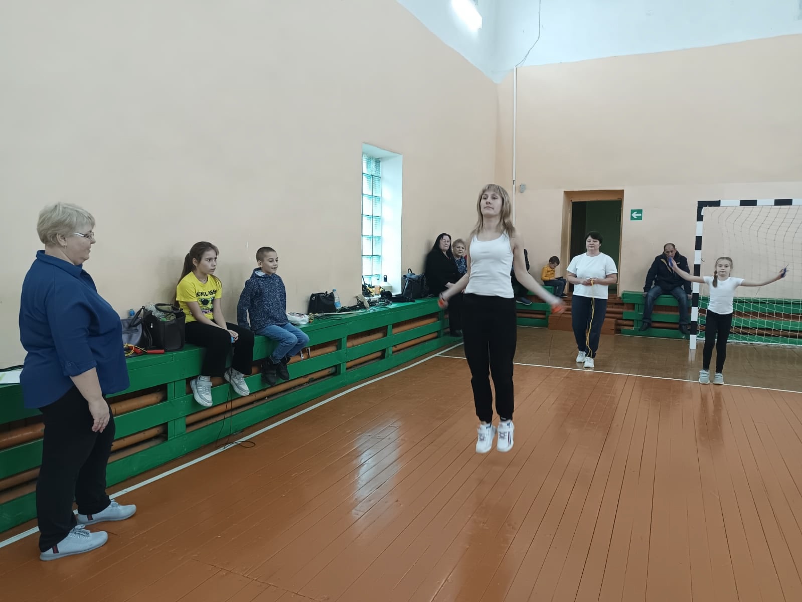 Соревнования «Первые старты с мамой!» прошли в Бежаницком округе