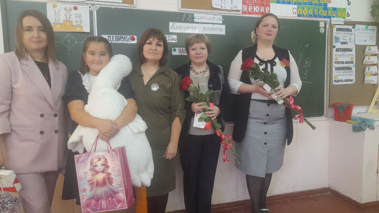 Более девяти тысяч обращений поступило в псковский Комитет семей воинов Отечества за два года
