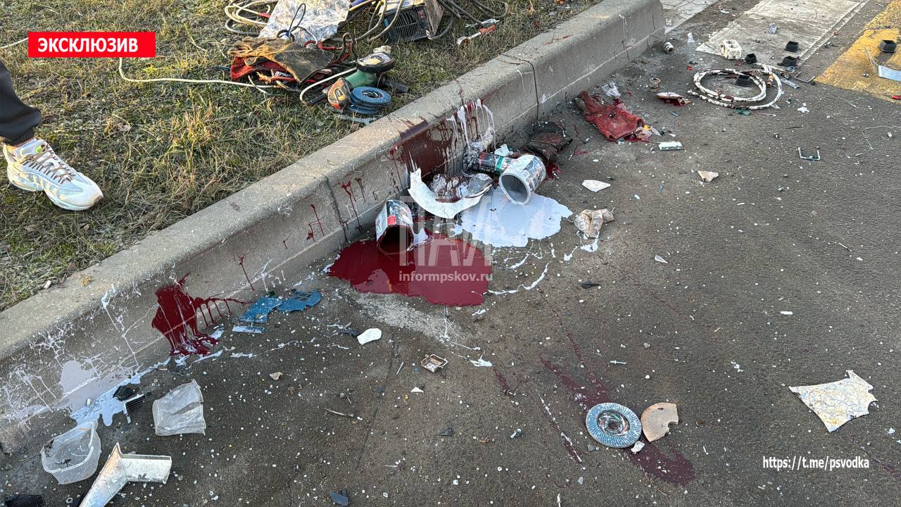Два автомобиля столкнулись на Рижском проспекте в Пскове