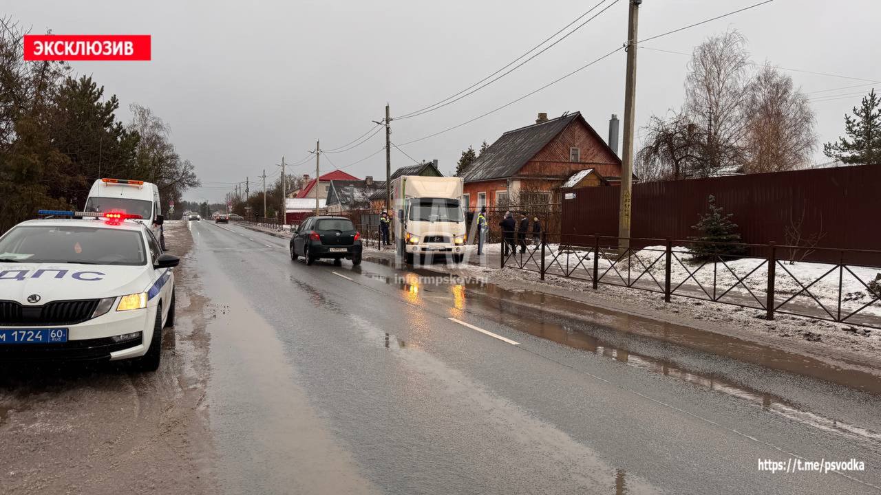 ДТП с грузовиком в Пскове