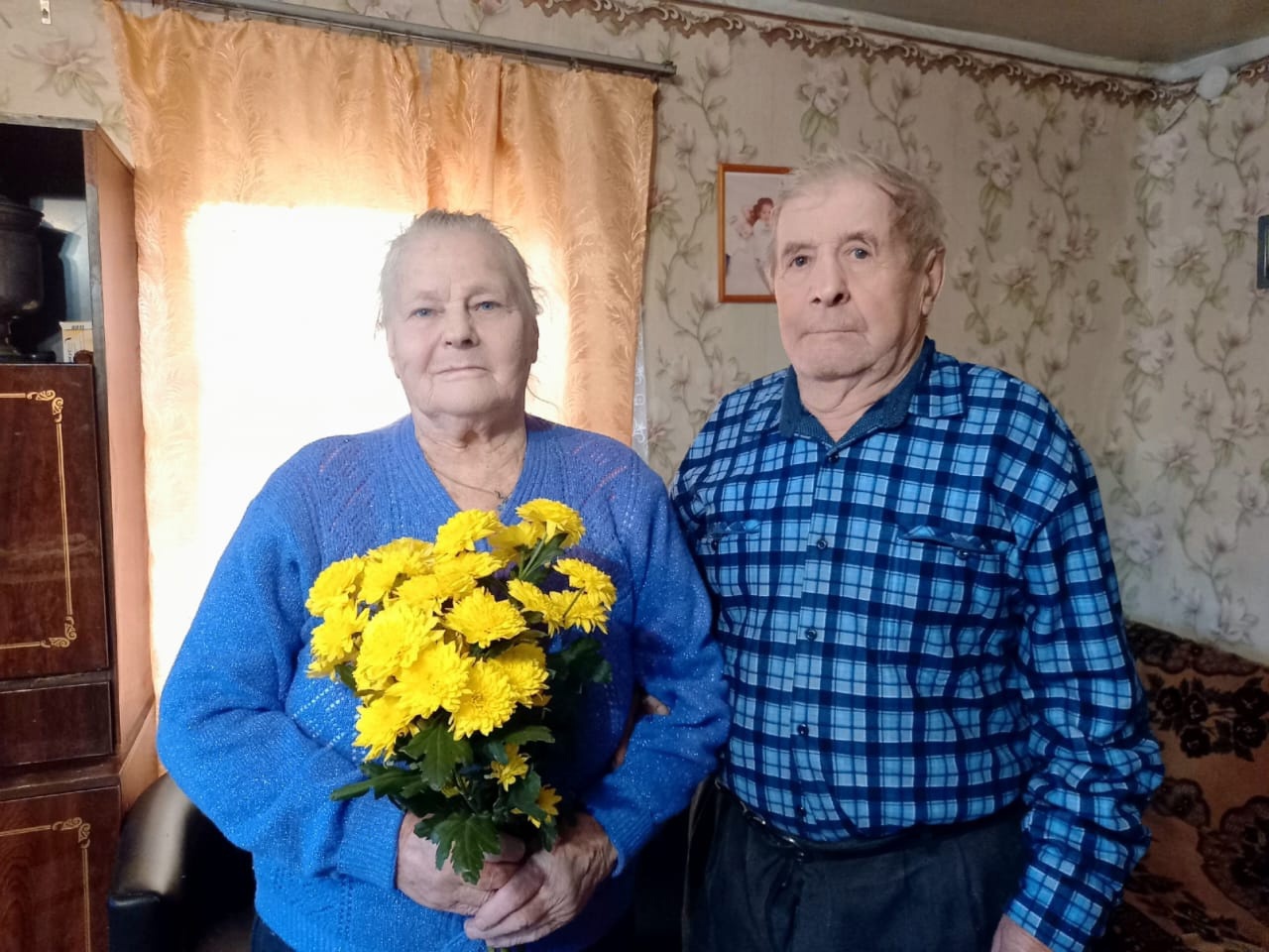 Железную свадьбу отметила семейная пара из Новоржевского округа