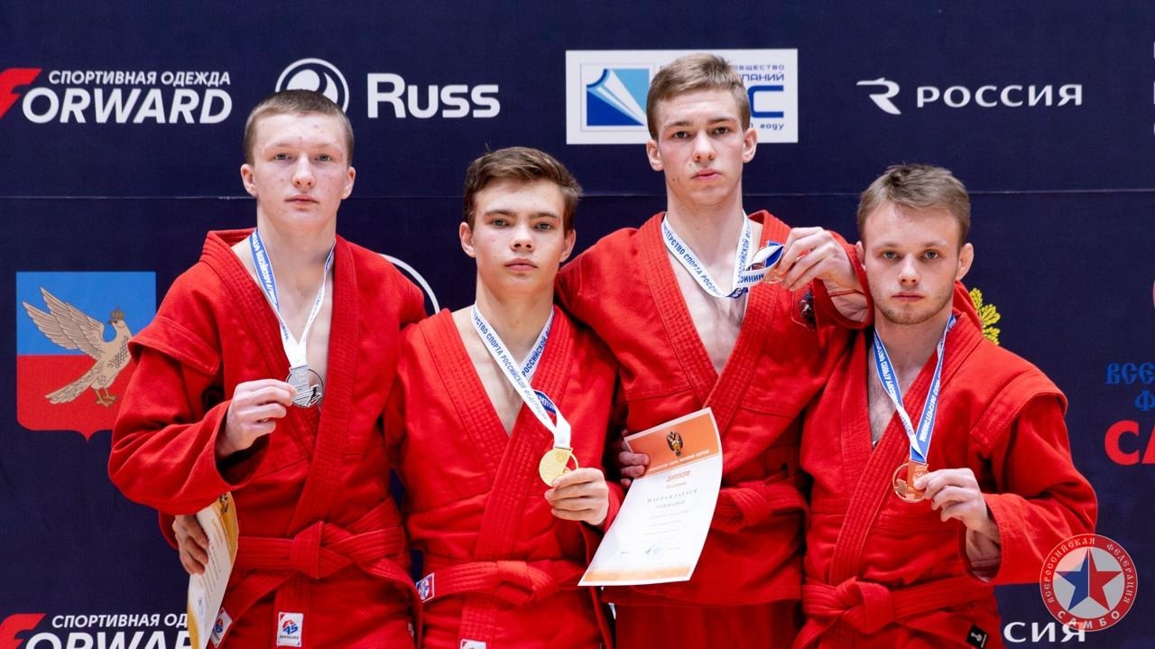 Великолукские студенты стали победителями чемпионата России по самбо