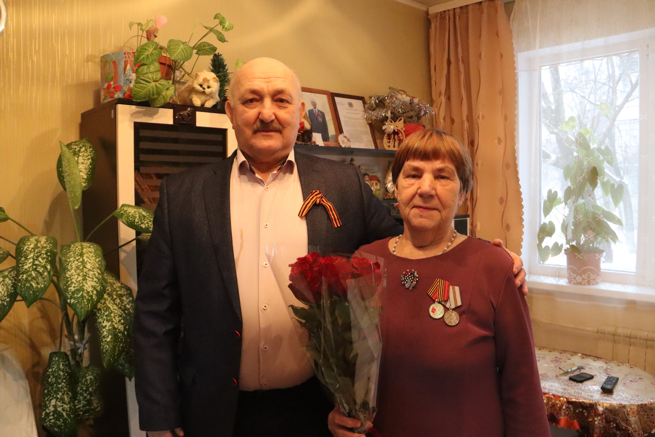 Вручение медалей ветеранам