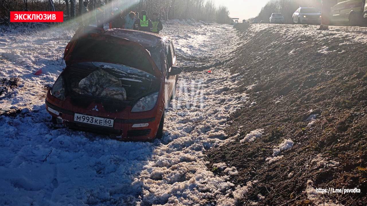 Ребёнок и подросток пострадали в ДТП в Псковском районе