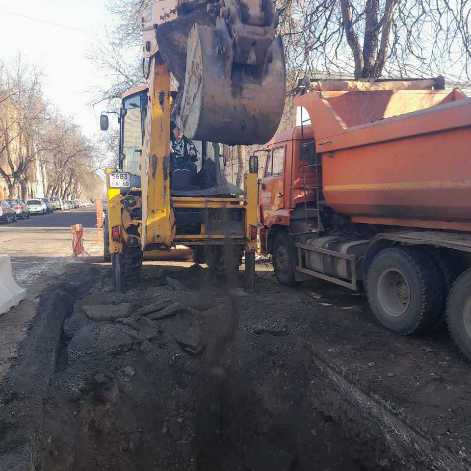 Ремонт водотоков на набережной реки Великой и улице Некрасова в Пскове завершили одновременно