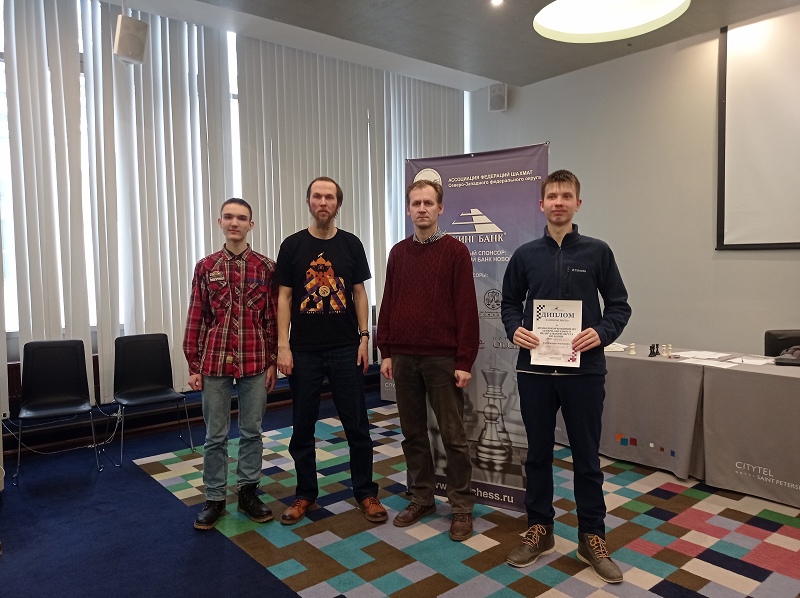 Пять комплектов наград выиграла сборная Псковской области на чемпионатах СЗФО по шахматам
