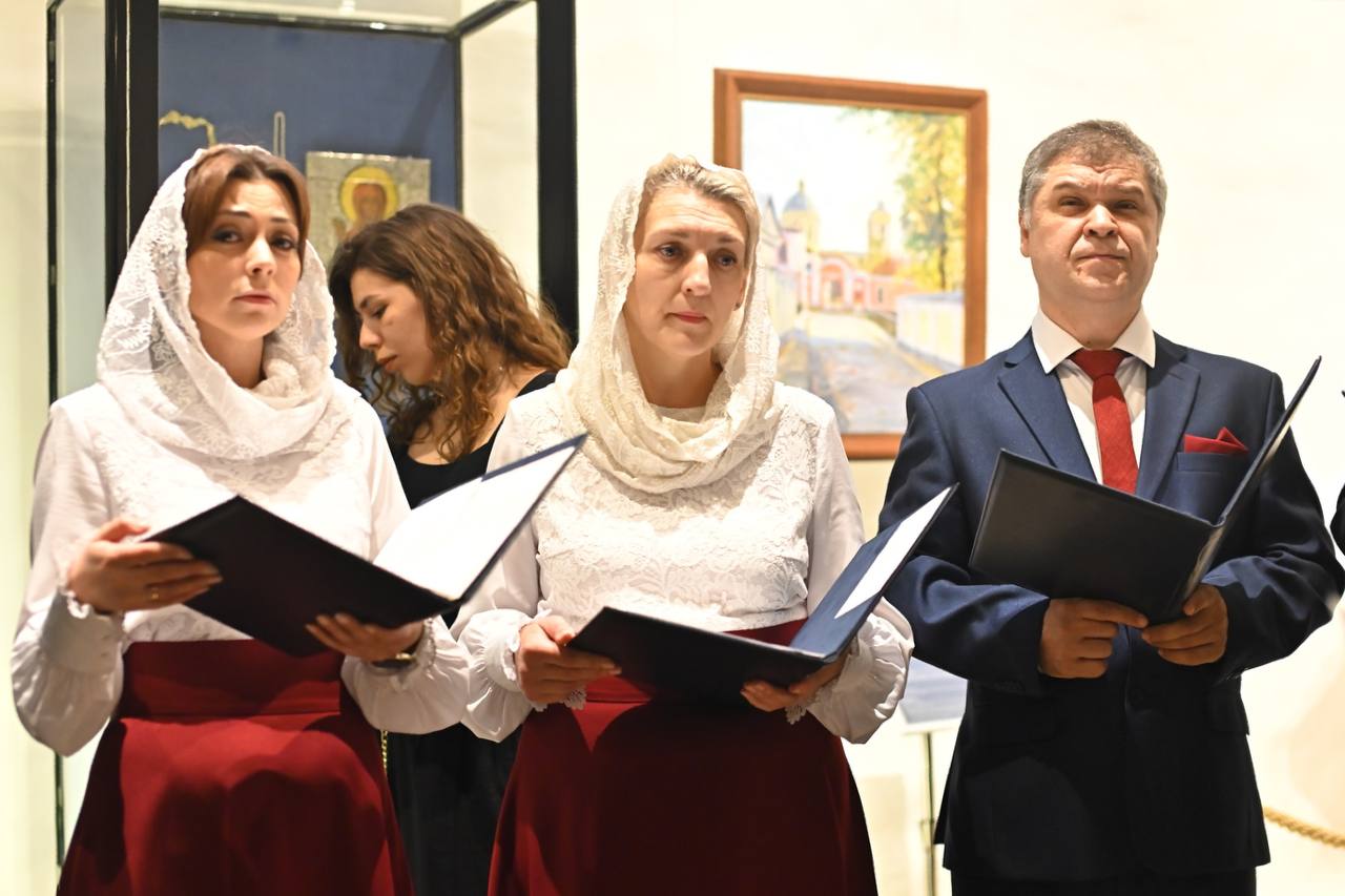 Выставка к 100-летию со дня смерти патриарха Тихона открылась в Пскове
