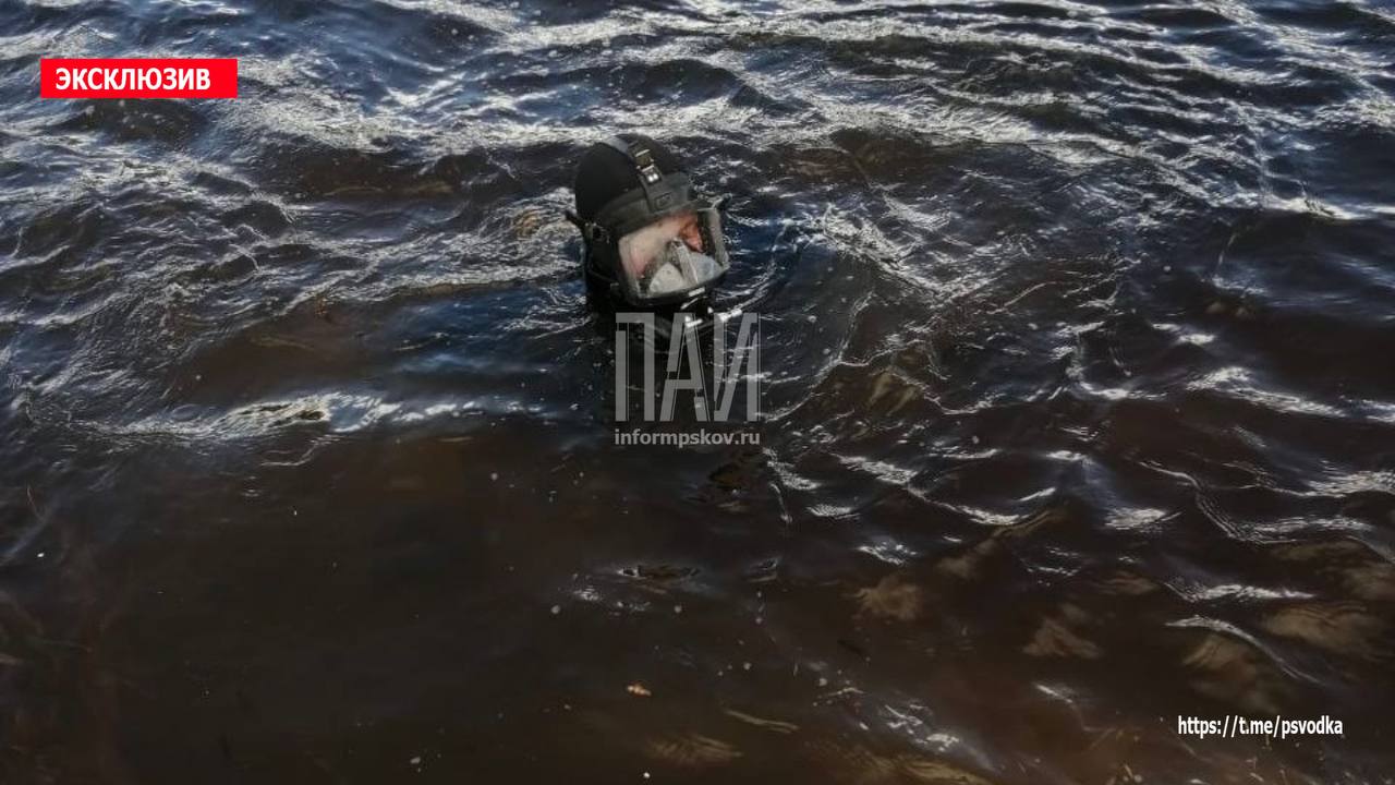 Тело пенсионера подняли из реки Великой 