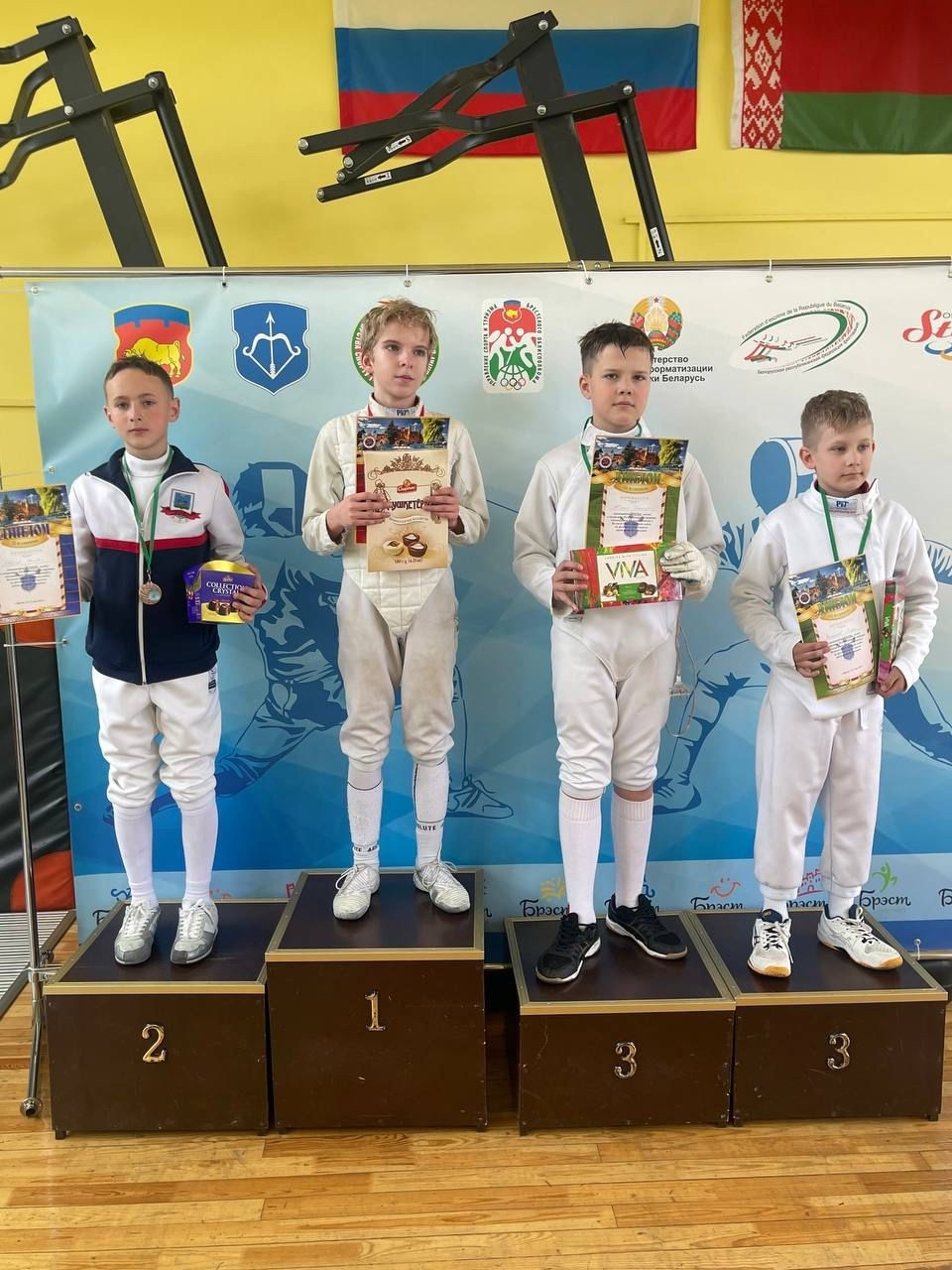 Псковичи выиграли медали этапа «Детской лиги» по фехтованию в Бресте 