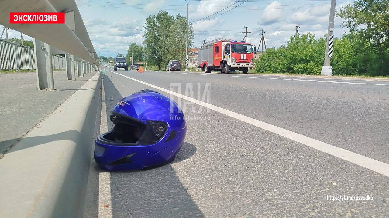Водитель скутера госпитализирован после ДТП в Пустошке