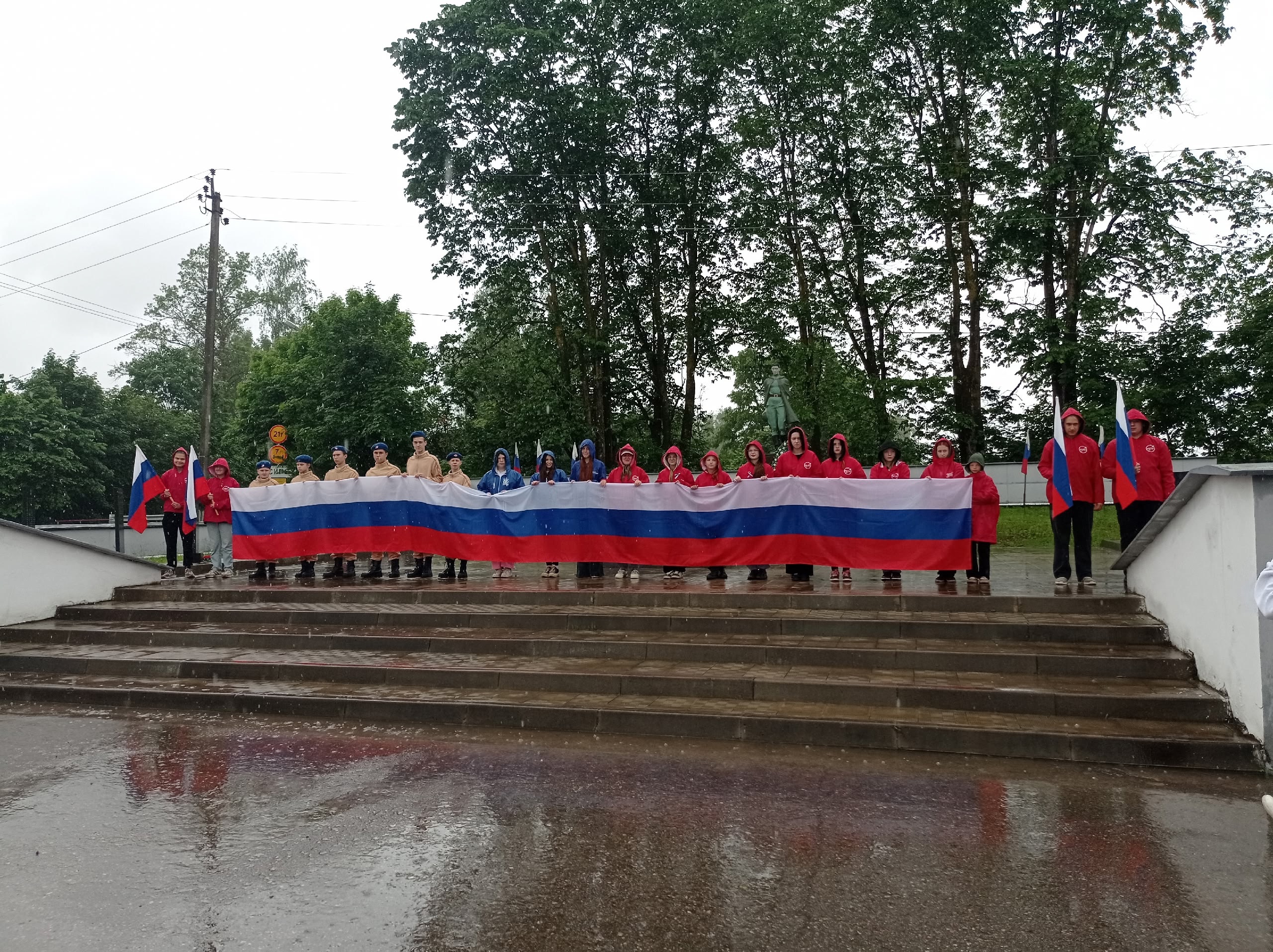 Автопробег в Красногородске в День России