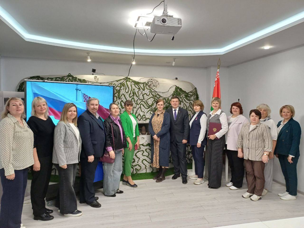 Директора школ Псковского района и Полоцка обменялись образовательными практиками