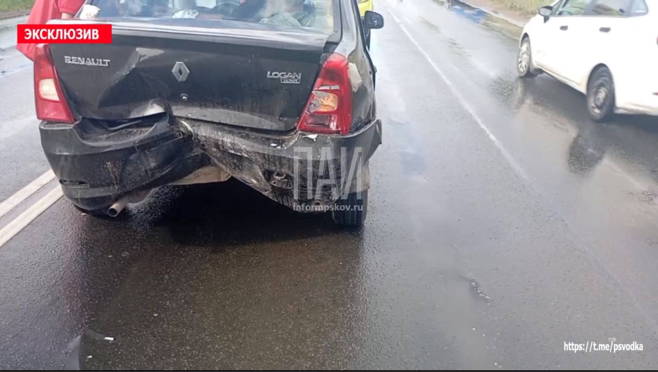 Ребенок пострадал в ДТП на улице Инженерной в Пскове