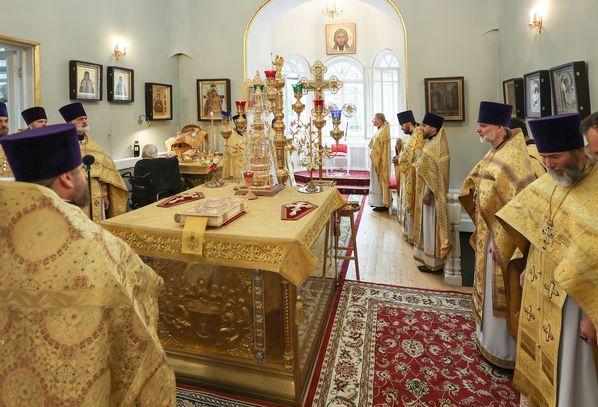 Престольный праздник в храме Александра Невского в Пскове