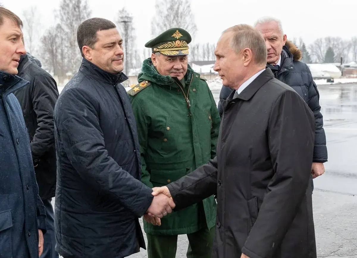 Михаил Ведерников поздравил Владимира Путина с днём рождения