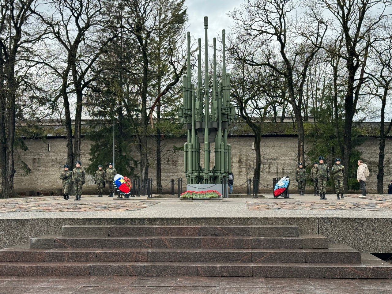 В Пскове отметили 84-ю годовщину парада на Красной площади