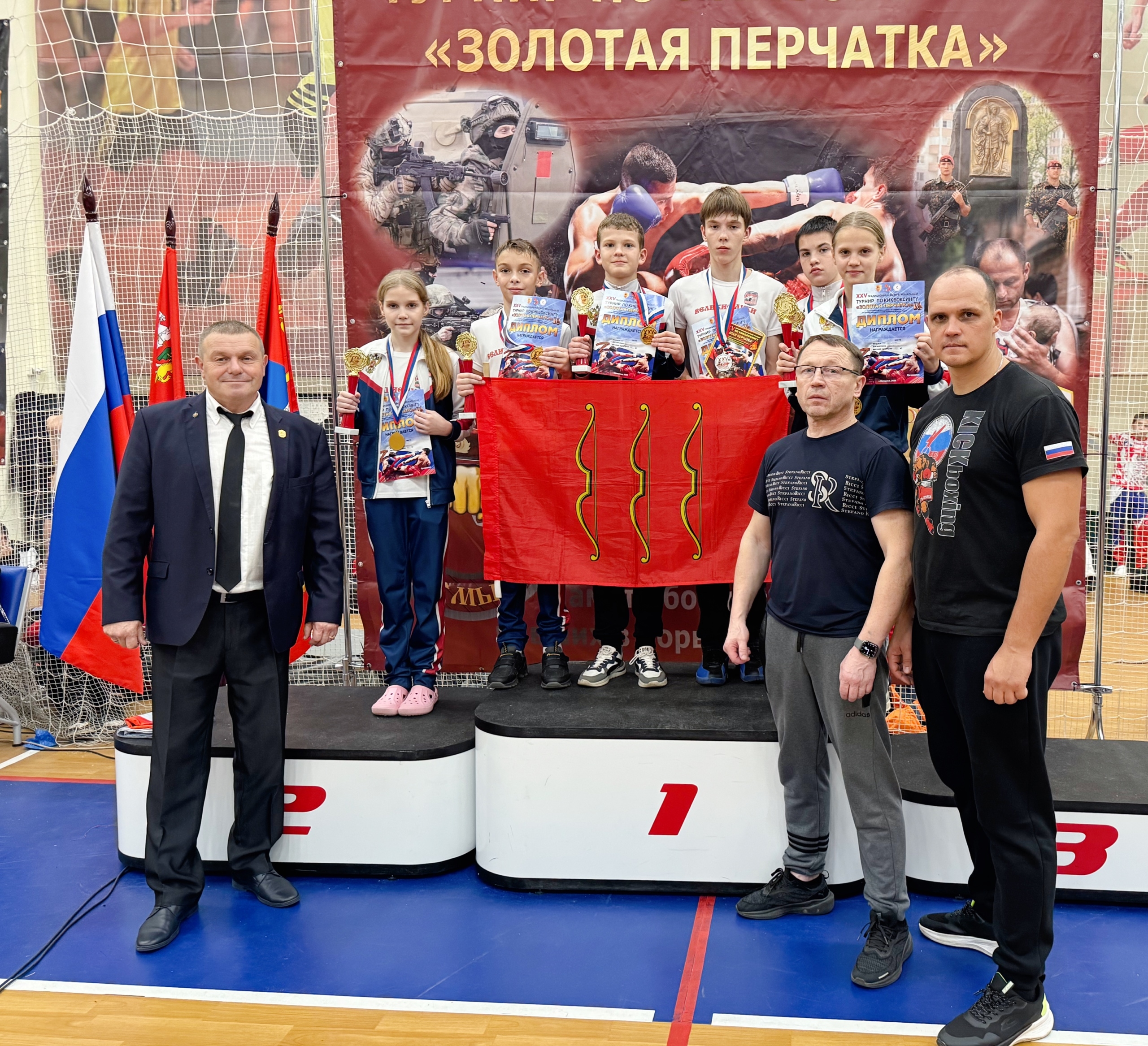 Шесть медалей выиграли великолукские кикбоксёры на турнире в Подмосковье