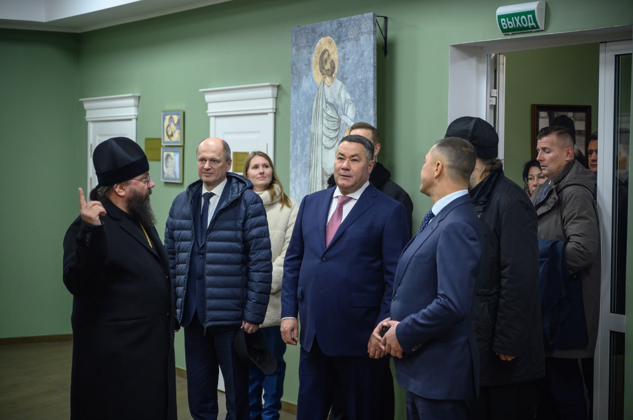 Игорь Руденя и Михаил Ведерников посетили Псково-Печерский монастырь