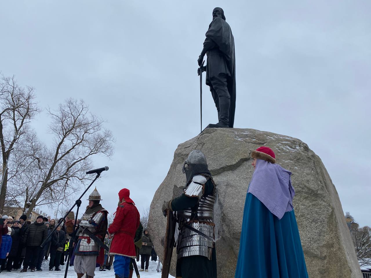 Торжественное открытие памятника князю Довмонту