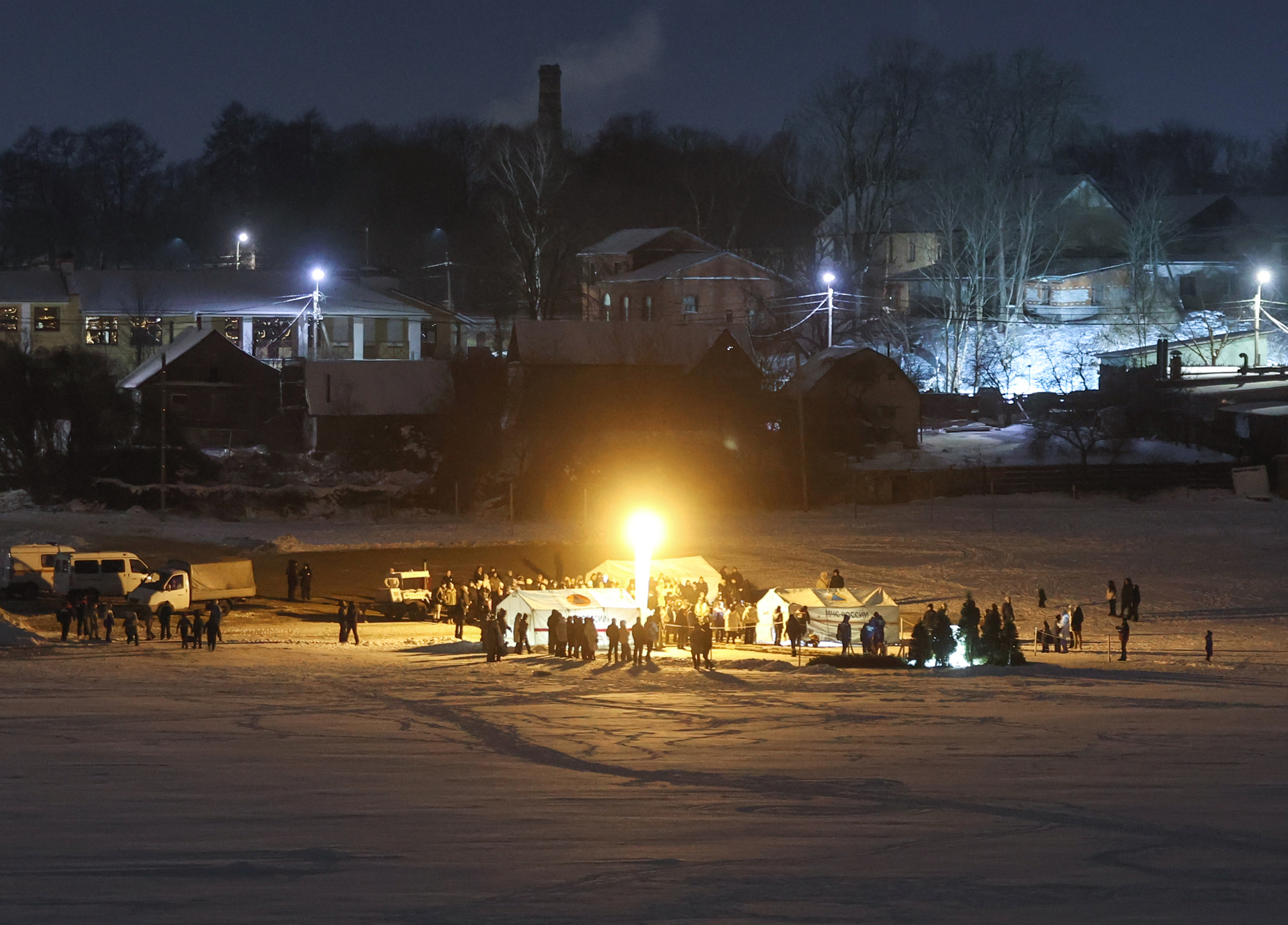 Крещенские купания на Великой