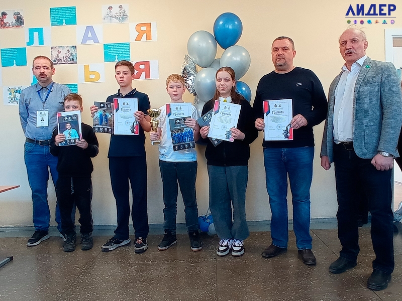 Команда Гуманитарного лицея Пскова победила в региональном этапе «Белой ладьи»
