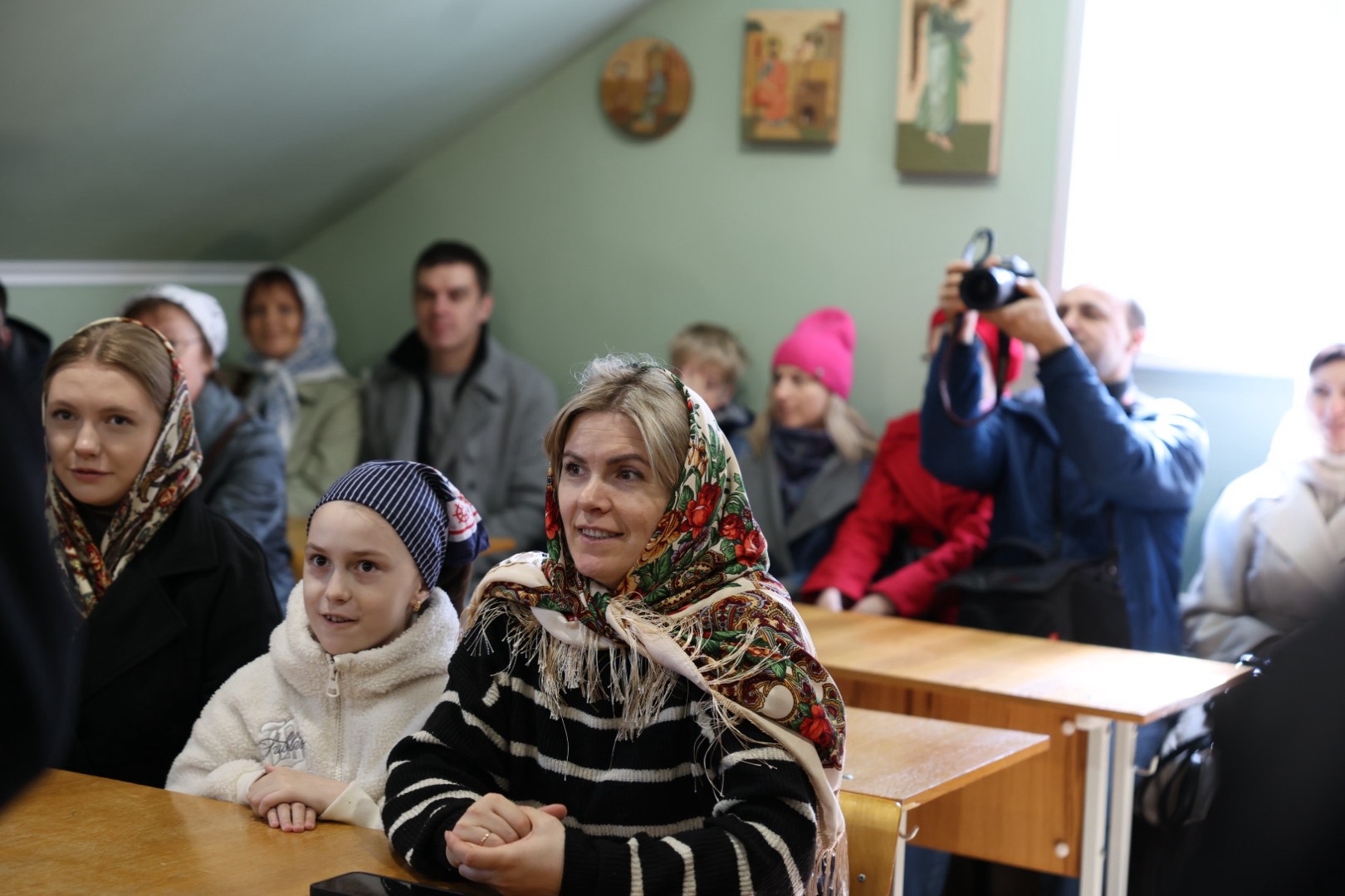 Мастер-класс по пасхальному звону прошёл в Пскове
