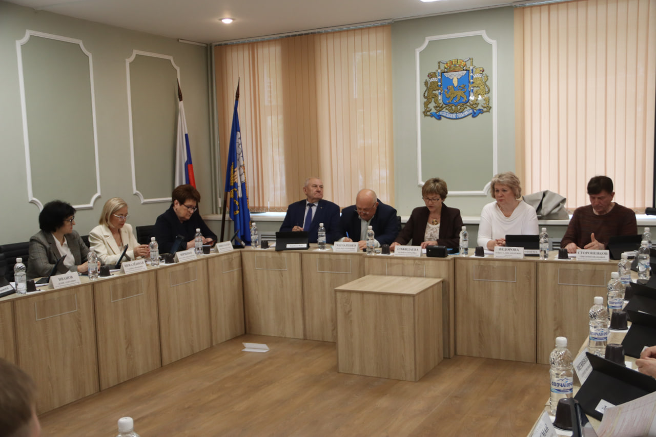 Депутаты в Пскове обсудили отчёт главы города