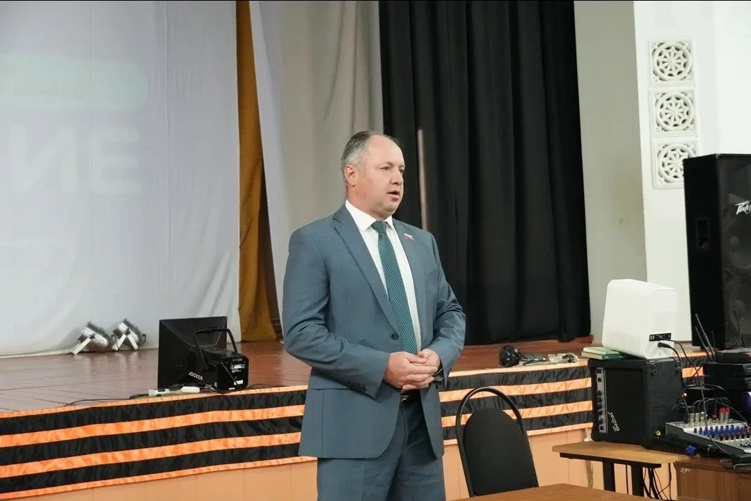 Технологические возможности обсудила «Единая Россия» с псковской молодёжью