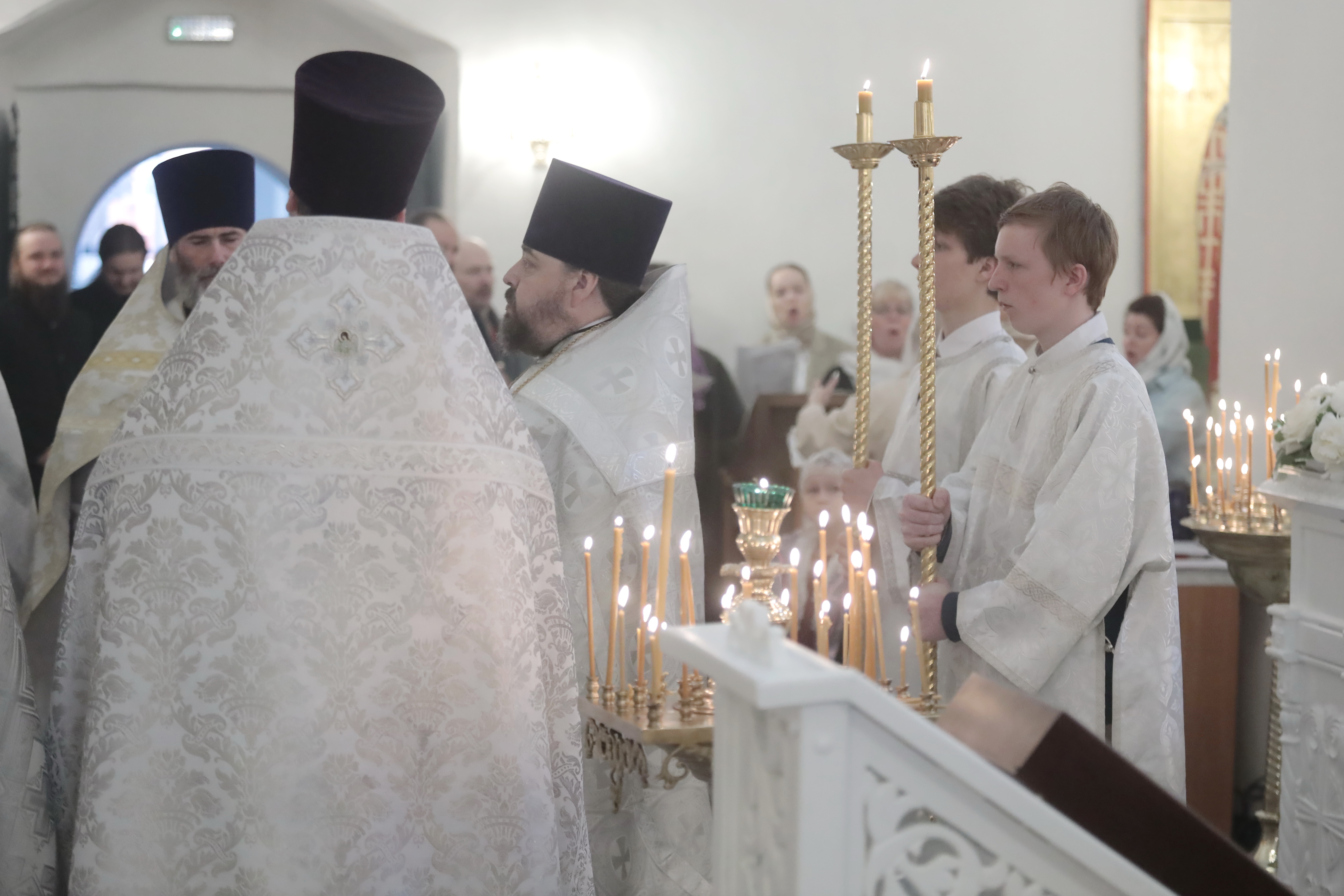 Возвращение к истокам: первое после реставрации богослужение прошло в псковском храме Николы со Усохи