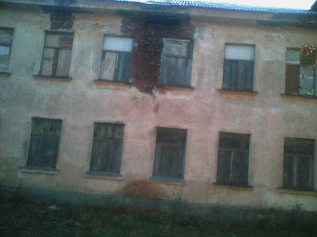 Цена ремонта - 1 лист шифера... г. Остров (Фото 1)
