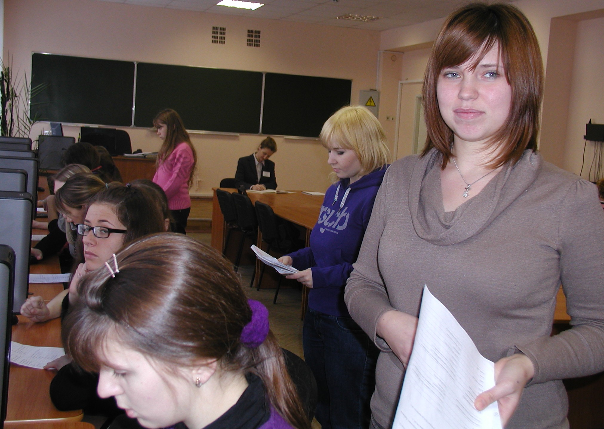 Мастер - класс для  абитуриентов провели студенты Псковского филиала академии управления и экономики (Фото 1)