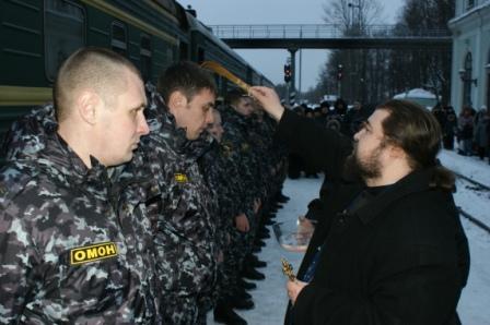 На фото: проводы псковских милиционеров.