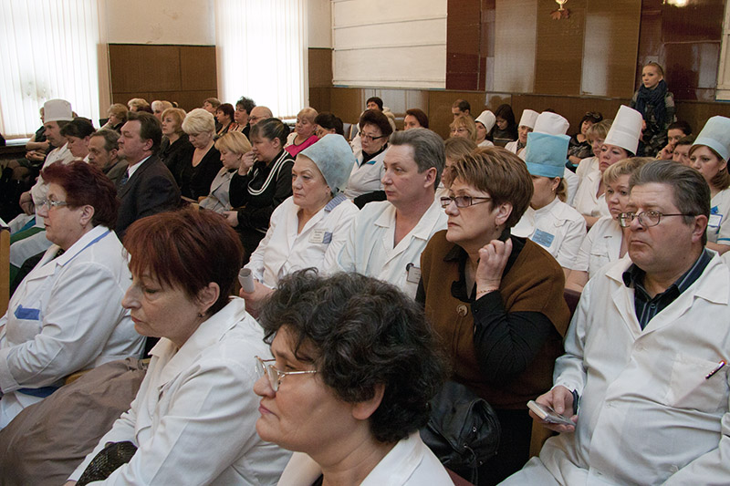 На фото: врачи псковской городской больницы