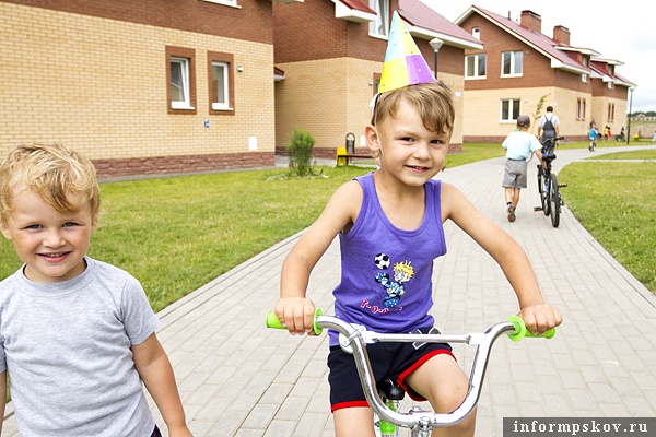 Иван Цецерский на дне рождения в Детской деревне-SOS (ФОТОРЕПОРТАЖ)