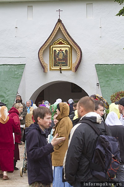 Праздник Успения Божией Матери в Печорах